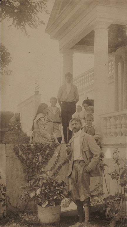 AAA_robemary_22041, 12/27/06, 4:19 PM, 8C, 5232x6992 (768+1008), 100%, chrome 6 stops,  1/30 s, R61.9, G42.0, B43.1 