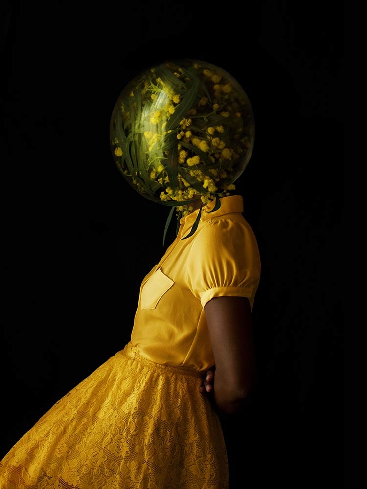 Fares Micue, Golden Girl, 2019, digital photograph. © Fares Micue. Fares Micue, Golden Girl, 2019, digital photograph. © Fares Micue.
