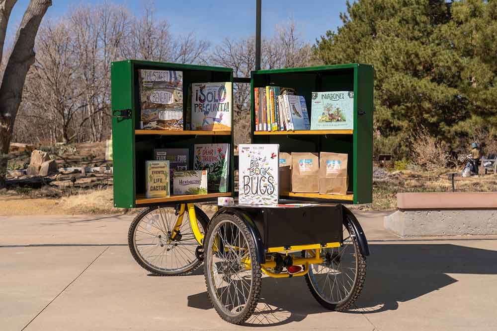 Botanicycle with books Botanicycle with books
