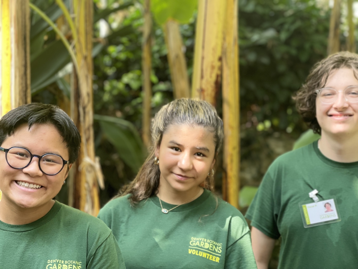 teen volunteers