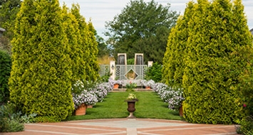 Romantic Gardens