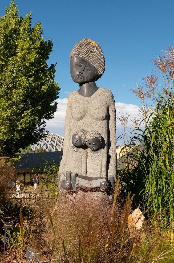 Nicholas Kadzungura, stone, 2002. Gift of Antoinette Tadolini and family. Nicholas Kadzungura, stone, 2002. Gift of Antoinette Tadolini and family.