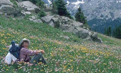 loraine in rocky mountains thumbnail