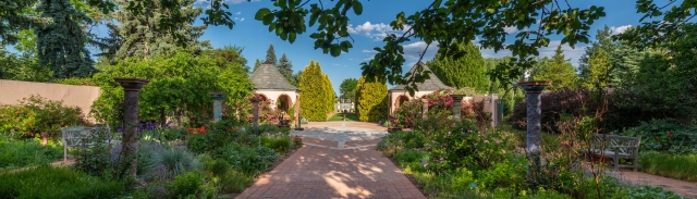 Romantic Gardens banner